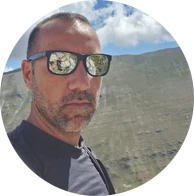 Vincenzo, Host appartamento Foligno A 2 Passi Host alloggio Foligno vicino Caserma militare e centro. Dormire in appartamento a Foligno vicino Caserma Gonzaga e al centro